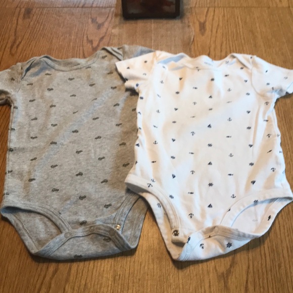 Bundle of 10 onesies - Picture 4 of 7